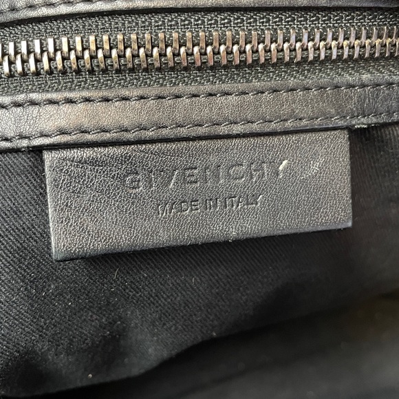 Givenchy Antigona - Picture 15 of 16